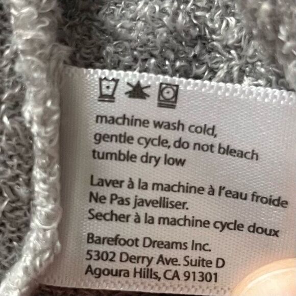 Barefoot Dreams Calypso Wrap S/M Ombre Gray Cream - Picture 6 of 6